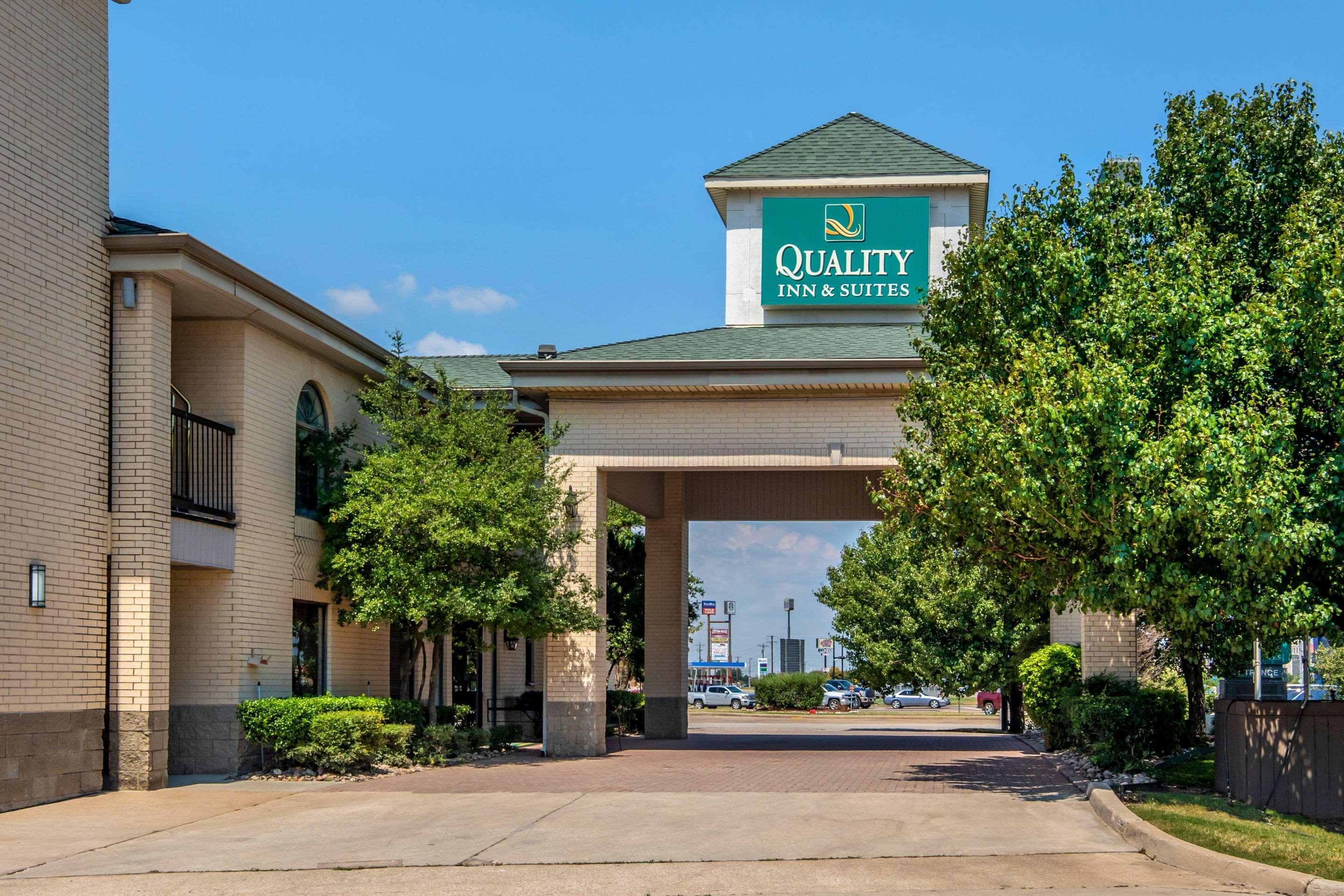 Quality Inn & Suites Weatherford Exterior foto