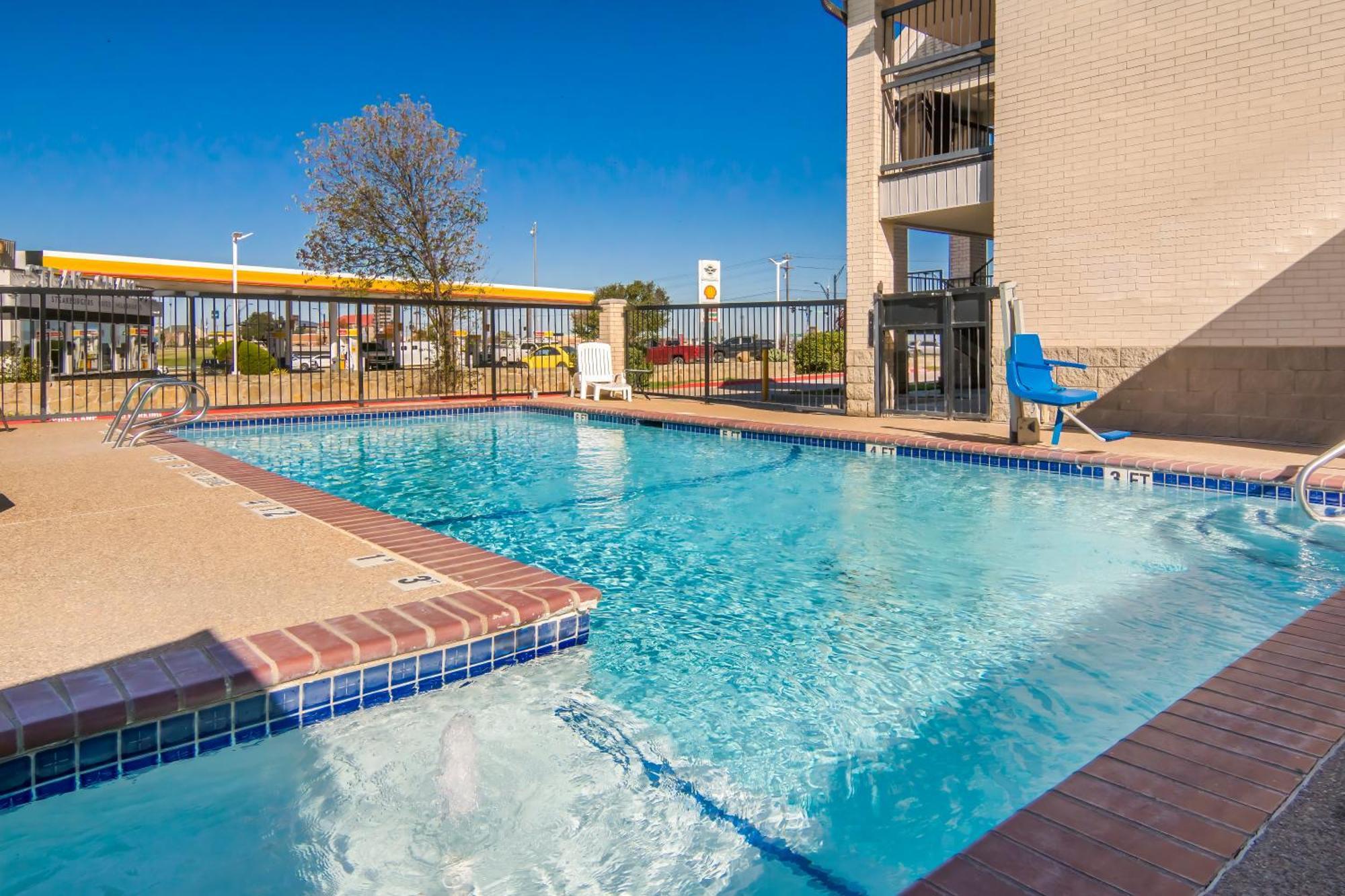 Quality Inn & Suites Weatherford Exterior foto