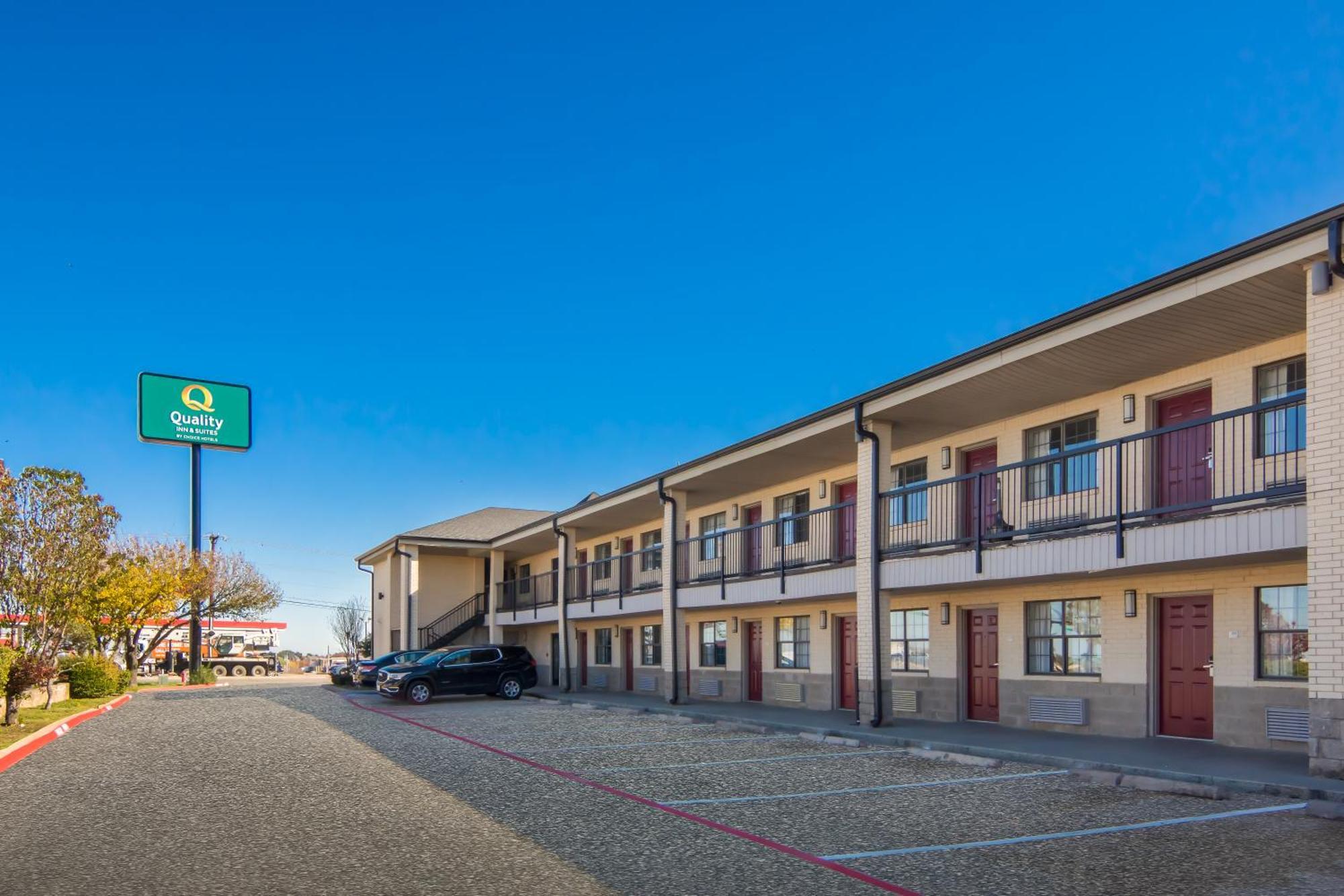 Quality Inn & Suites Weatherford Exterior foto